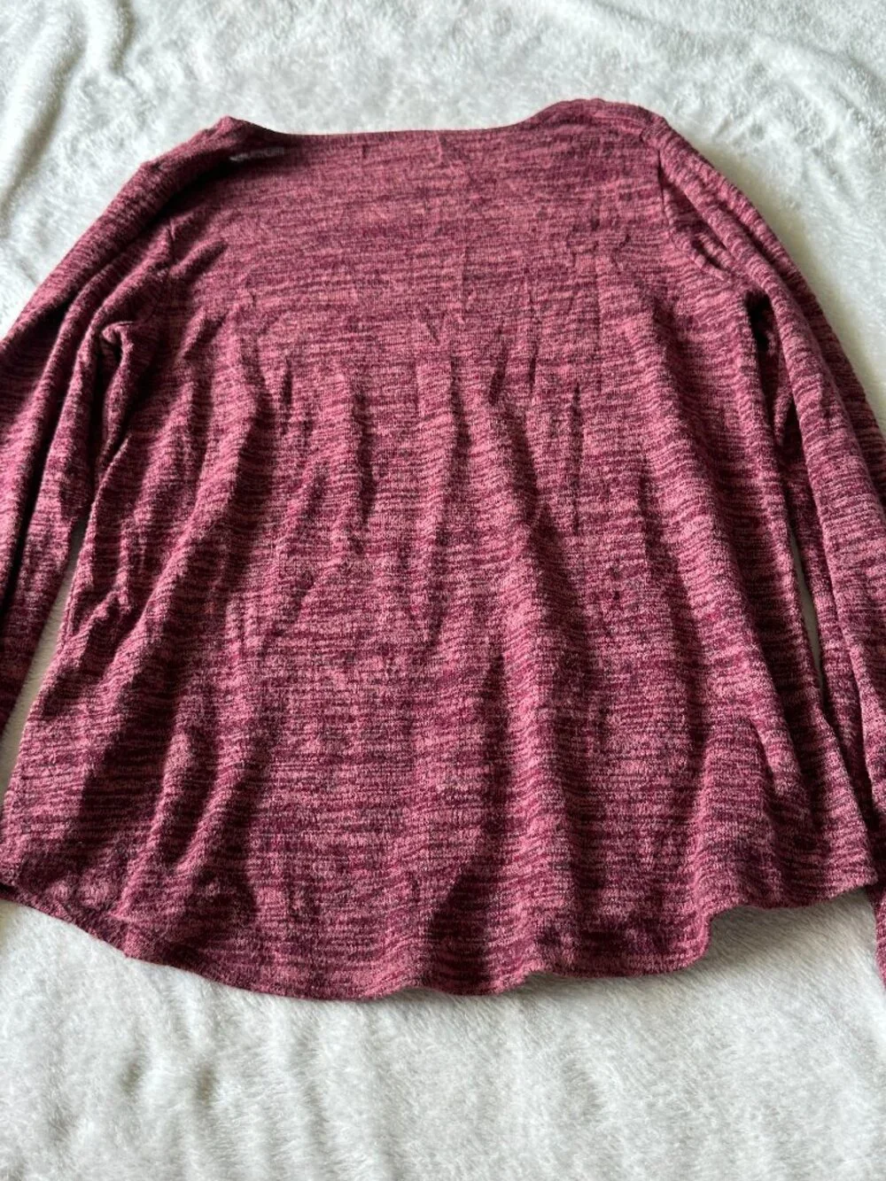 4 Women's Sweater Bundle - Picture 7 of 13
